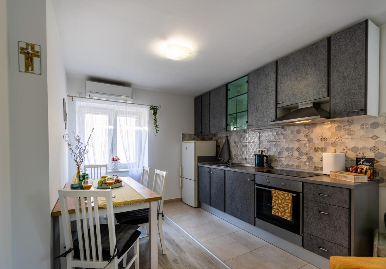 Apartman Tina Metković Εξωτερικό φωτογραφία